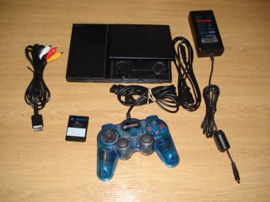 Sony Playstation 2 SPCH-70003 softmodos újszerű PS2 alapgép eladó (DSC06581.JPG)
