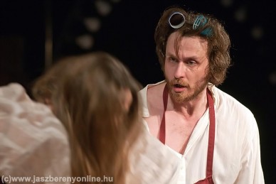 Karnyóné - a beregszászi színház előadása a Malomban - Fotók: Szalai György / Jászberény Online