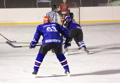 Jászberényi HC – Szigeti Bikák jégkorongmeccs - Fotó: Jászberény Online / Gémesi Balázs