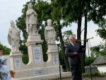 Felavatták a felújított Időjós szentek szoborcsoportot - Fotó: Jászberény Online