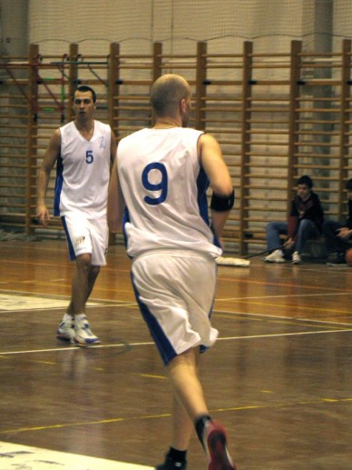 JKSE - Szolnoki Főiskola (106 - 79)